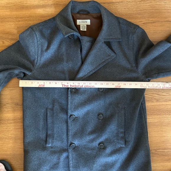 J Crew grey peacoat size M. - Picture 6 of 16
